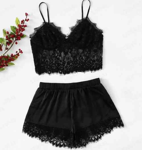 Pijama short de encaje color negro