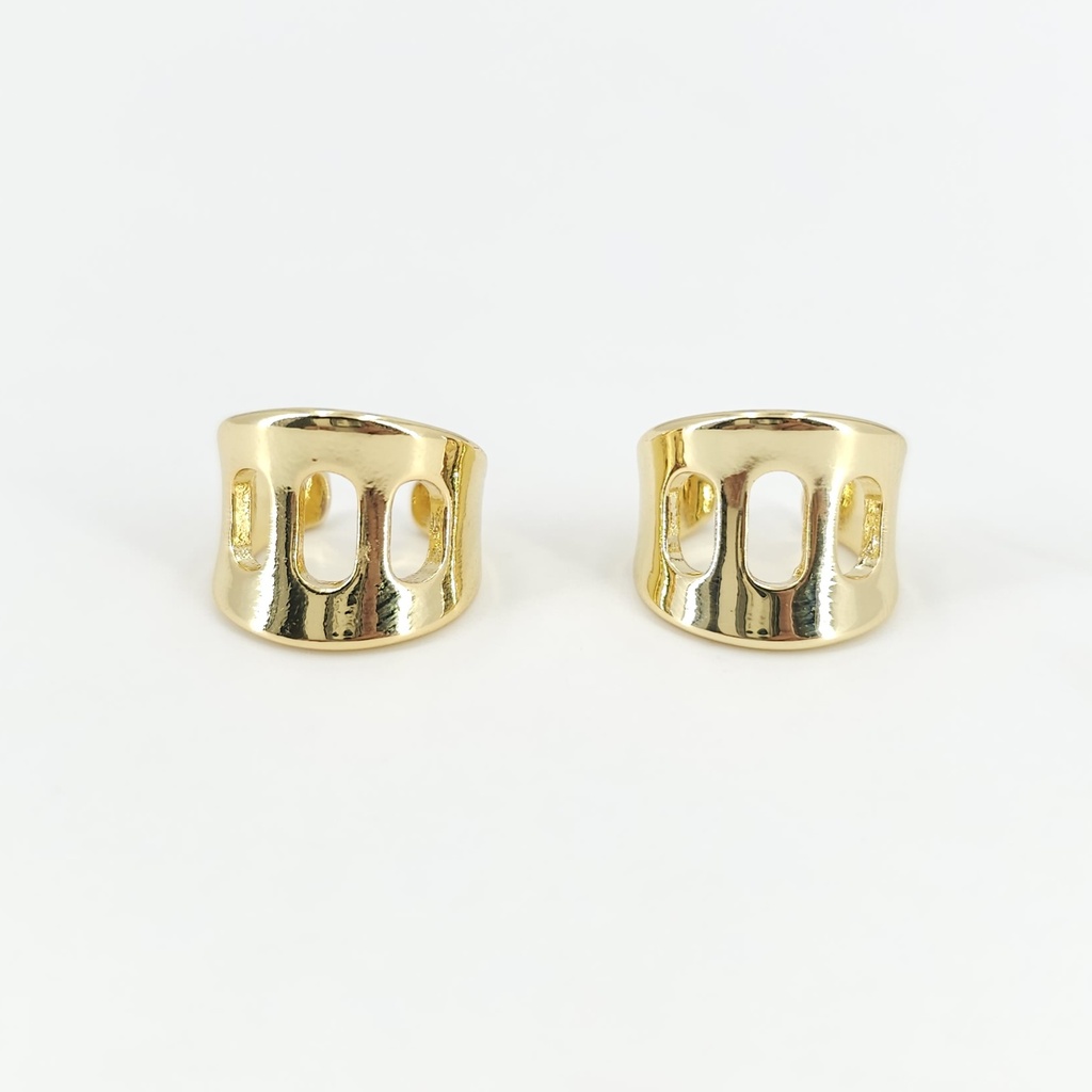Arito Earcuff
