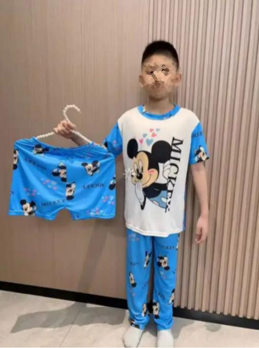 Pijama KIDS de dibujos animados de tres piezas