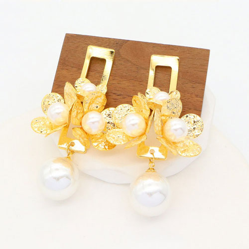 Aritos Brass