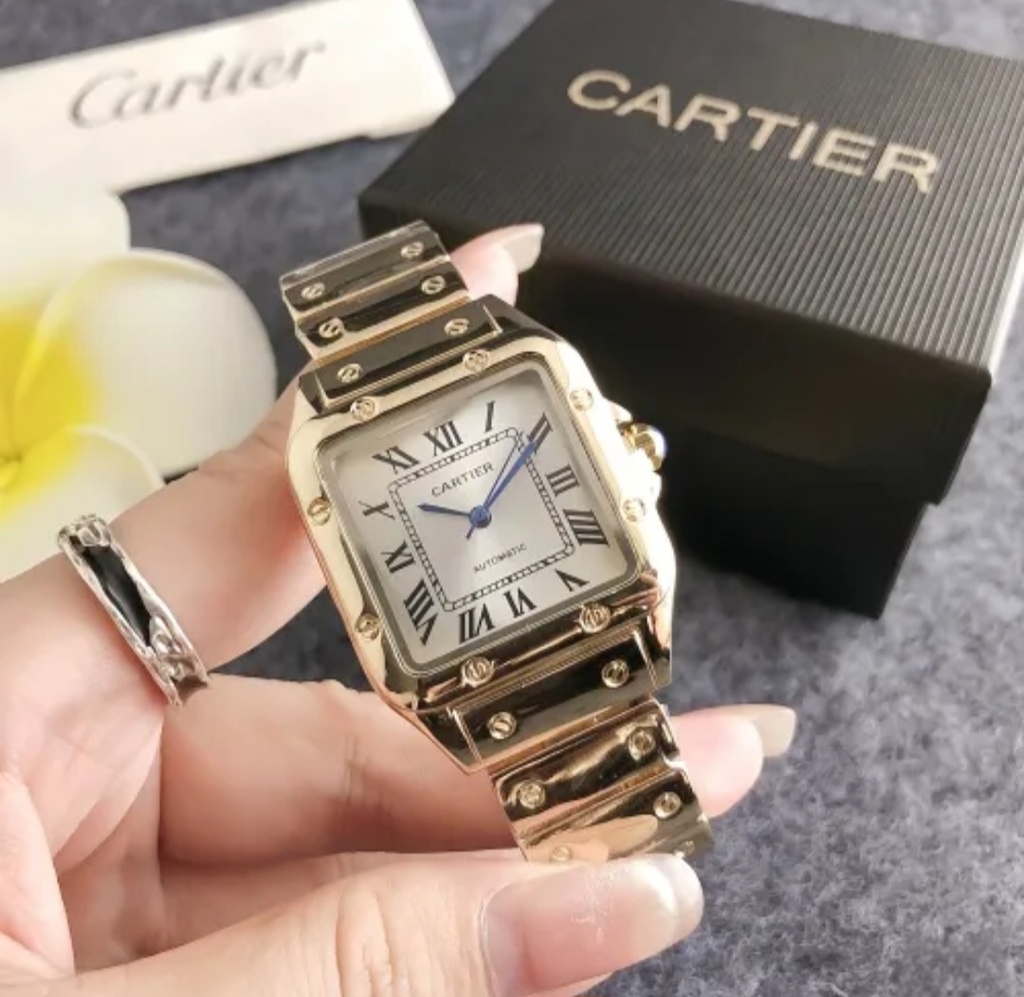 Reloj de marca RP Cartier