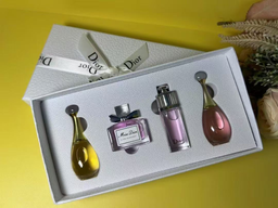 [3348901417082] Dior 4pcs Set