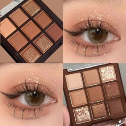 Paleta de sombras de ojos mate.